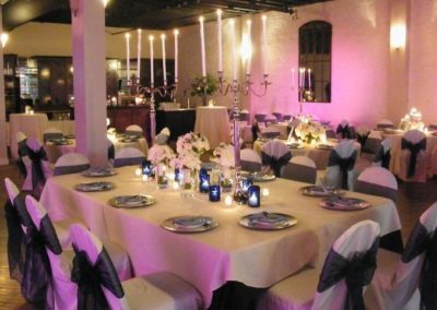 pink head table