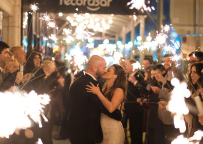 sparklers kiss